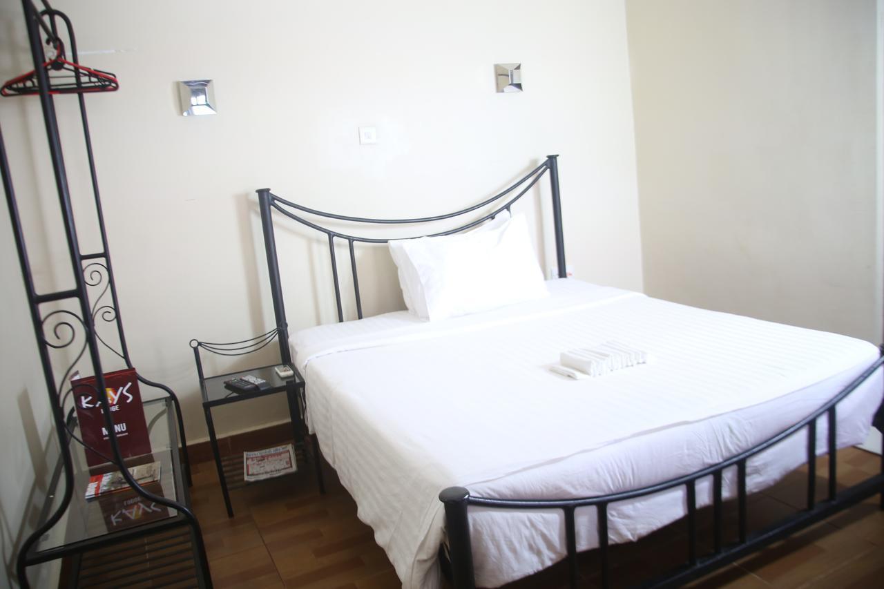 Kays Lodge Dar es Salaam Buitenkant foto