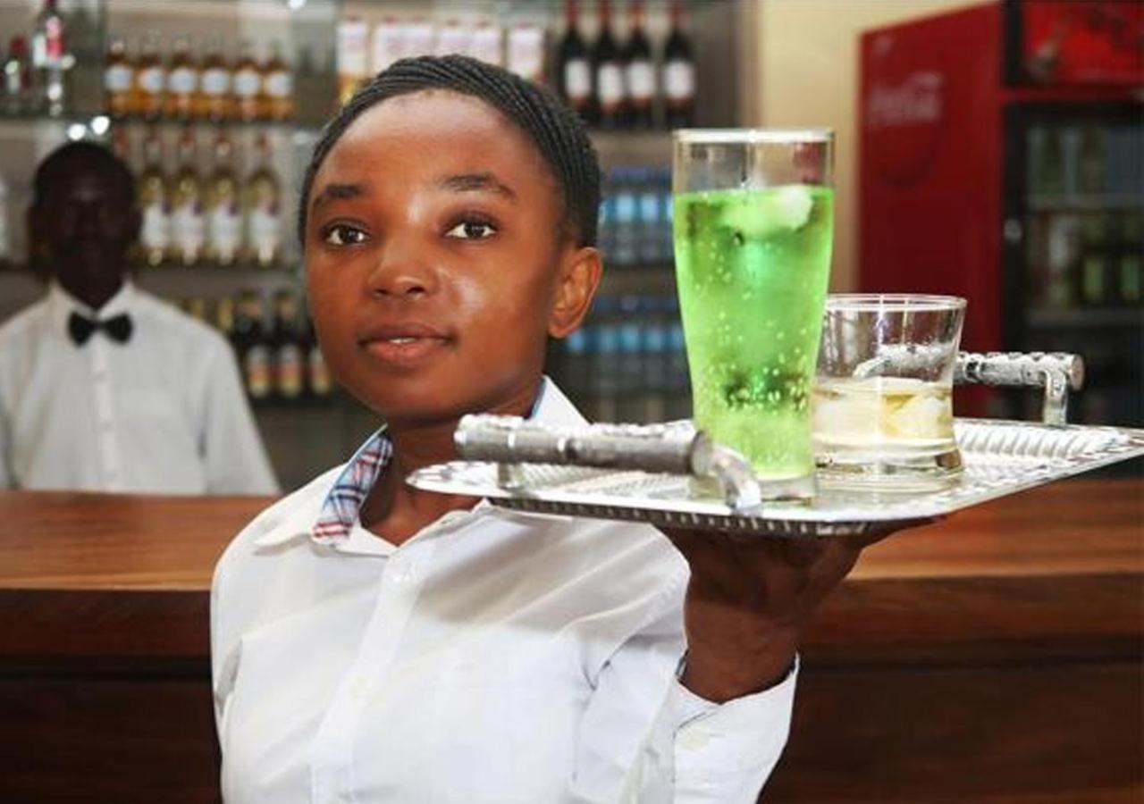 Kays Lodge Dar es Salaam Buitenkant foto